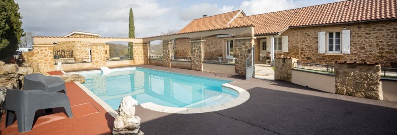 Maison 9 Pièces 240 m² à vendre à Decazeville (12300)