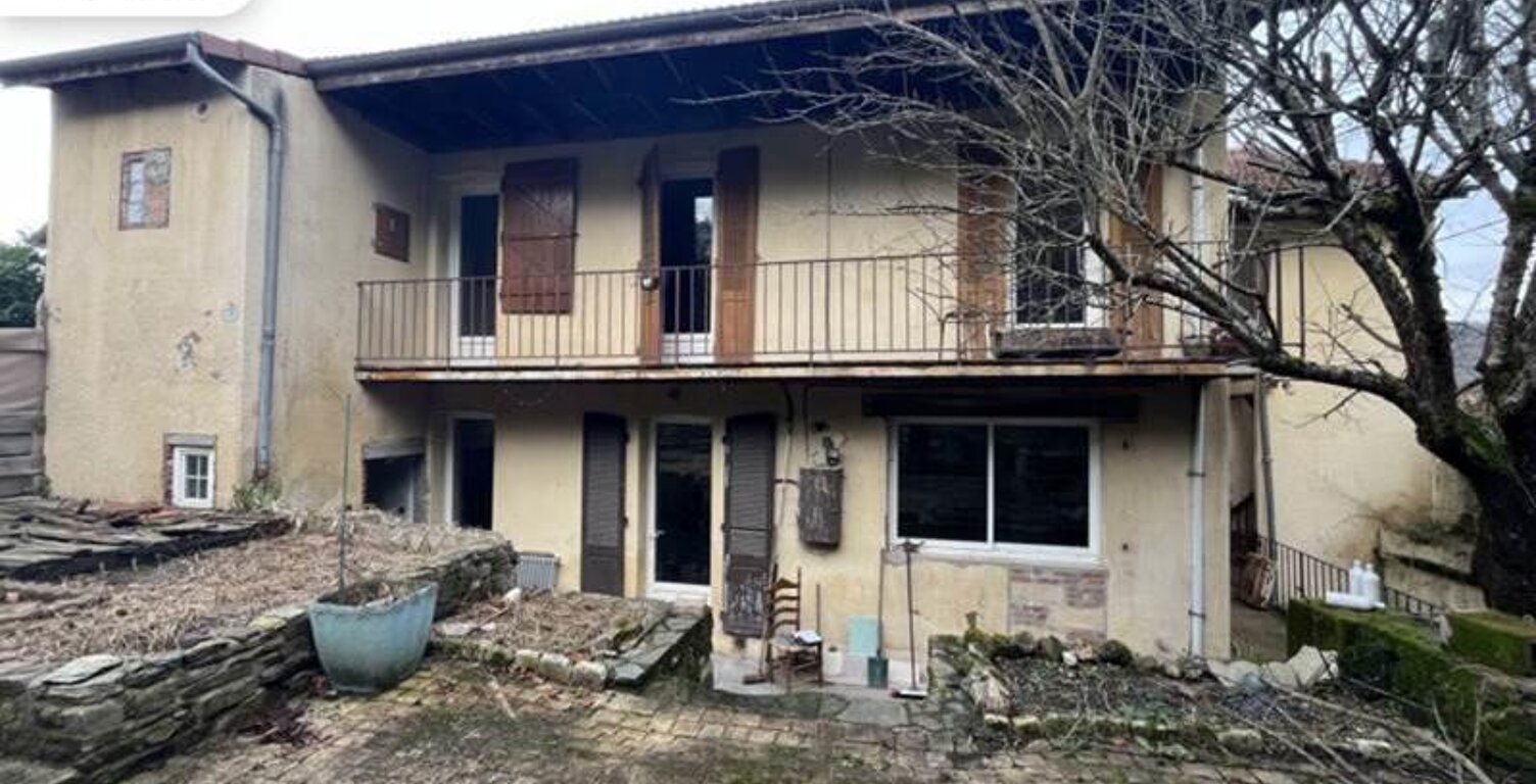 Vente maison 7 pièces 207 m² Decazeville (12300) — photo 1