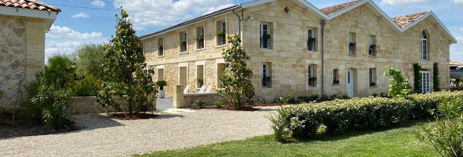 Immeuble  800 m² à vendre à Saint-Louis-de-Montferrand (33440)