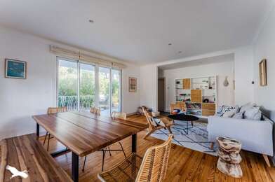 Maison 5 pièces 909568 €