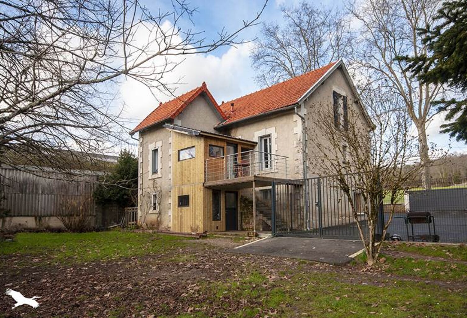 Pavillon de 10 pièces principales — photo 1