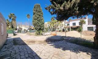 Garage   m² à louer à Sanary-sur-Mer (83110)