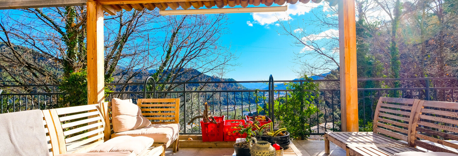 Maison 5 Pièces 178 m² à vendre à Gilette (06830)