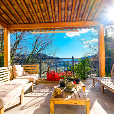 Maison 5 pièces 690000 €