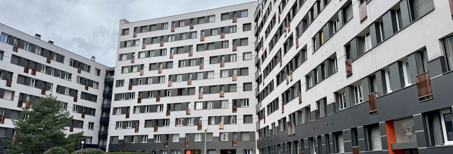 Garage   m² à louer à Clermont-Ferrand (63000)