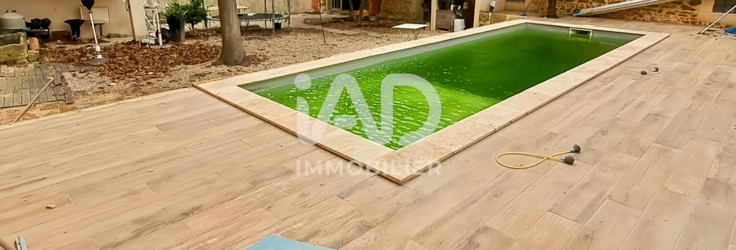 Maison 10 Pièces 226 m² à vendre à Beauvoisin (30640)