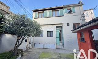 Immeuble  143 m² à vendre à Nîmes (30000)