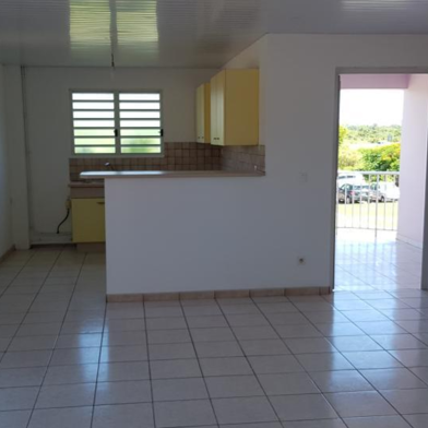 Appartement 3 pièces 850 €