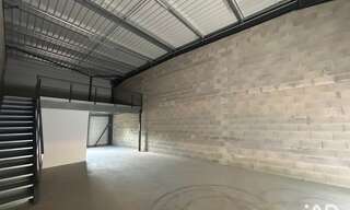 Commerce  300 m² à louer à Charvieu-Chavagneux (38230)