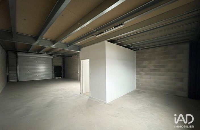 Location Local d'activités 450 m&sup2; — photo 2