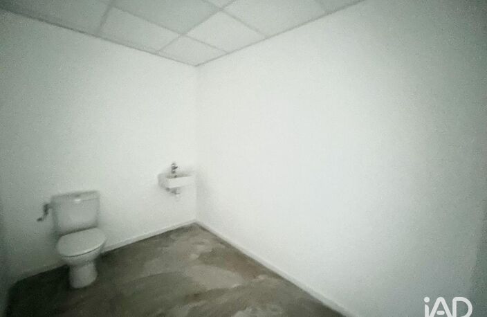 Location Local d'activités 450 m&sup2; — photo 5
