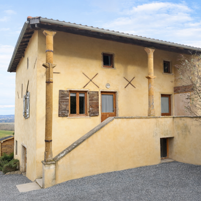 Appartement 4 pièces 210000 €