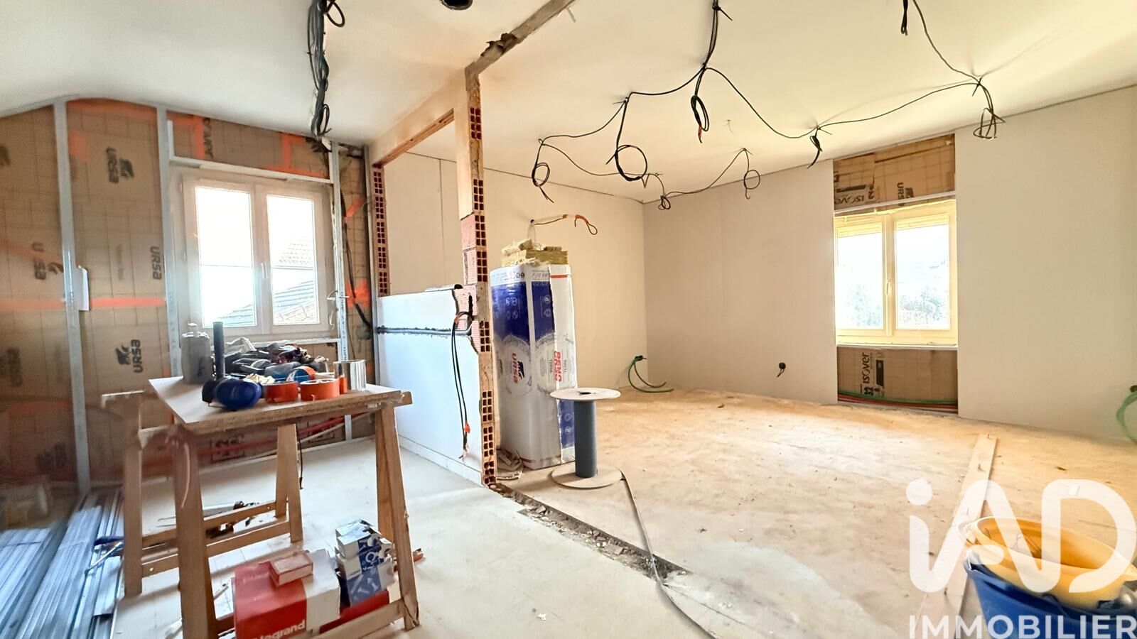 St-Yan - 57m² - 2p. - 1ch.