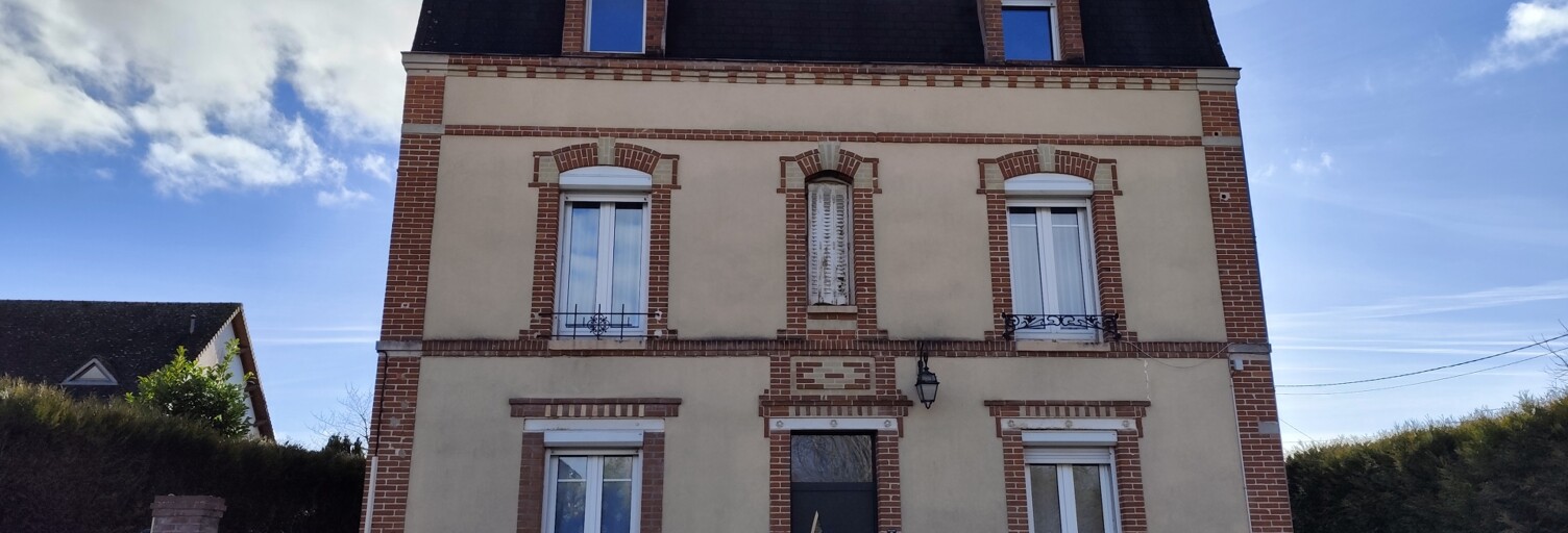 Maison 12 Pièces 284 m² à vendre à Mailly-le-Camp (10230)