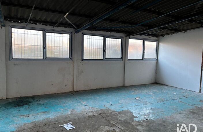 Location Local d'activités 202 m&sup2; — photo 4