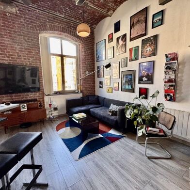 Appartement 2 pièces 861 €