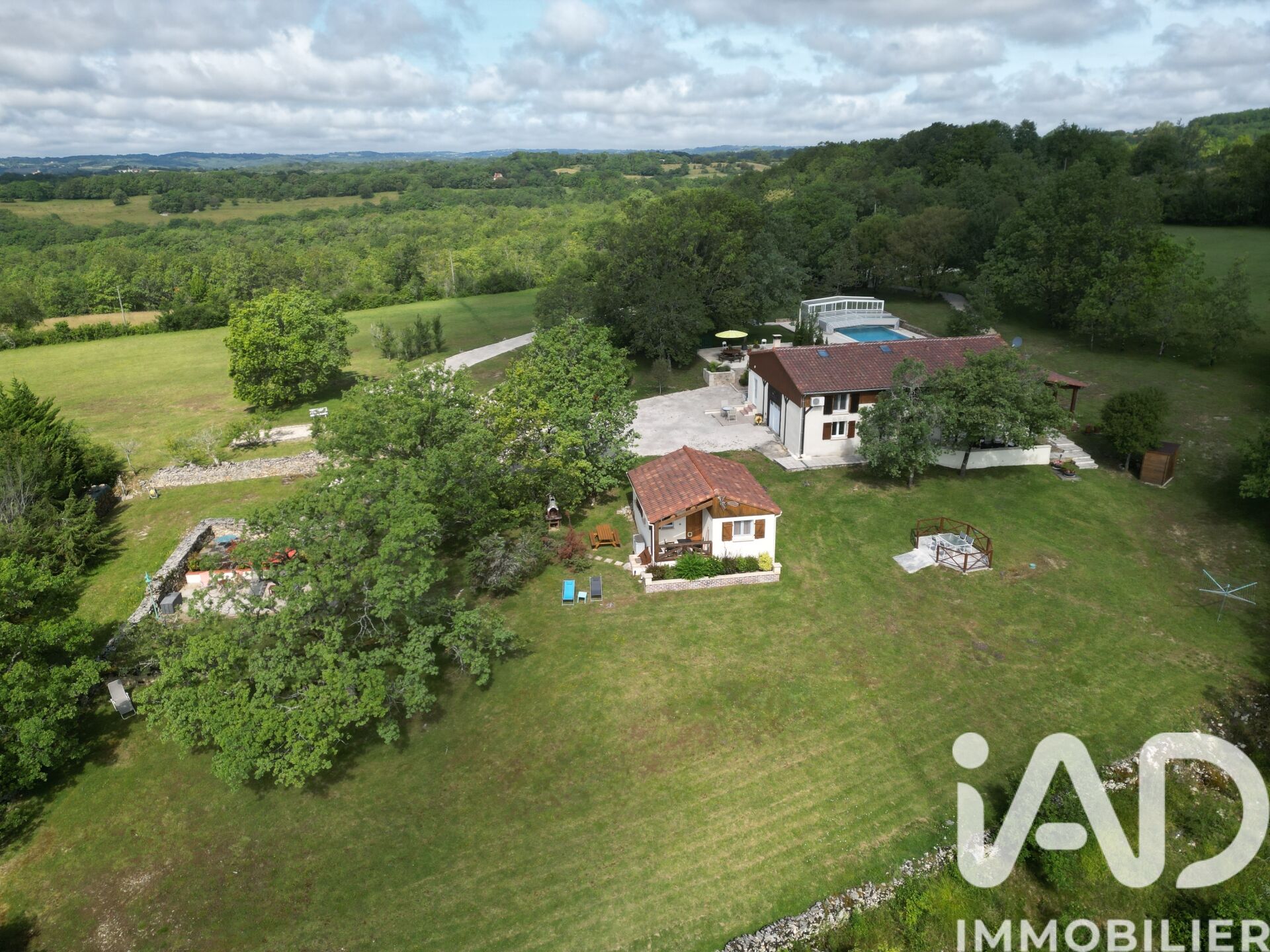 Senaillac-Lauzes - 183m² - 6p. - 5ch.