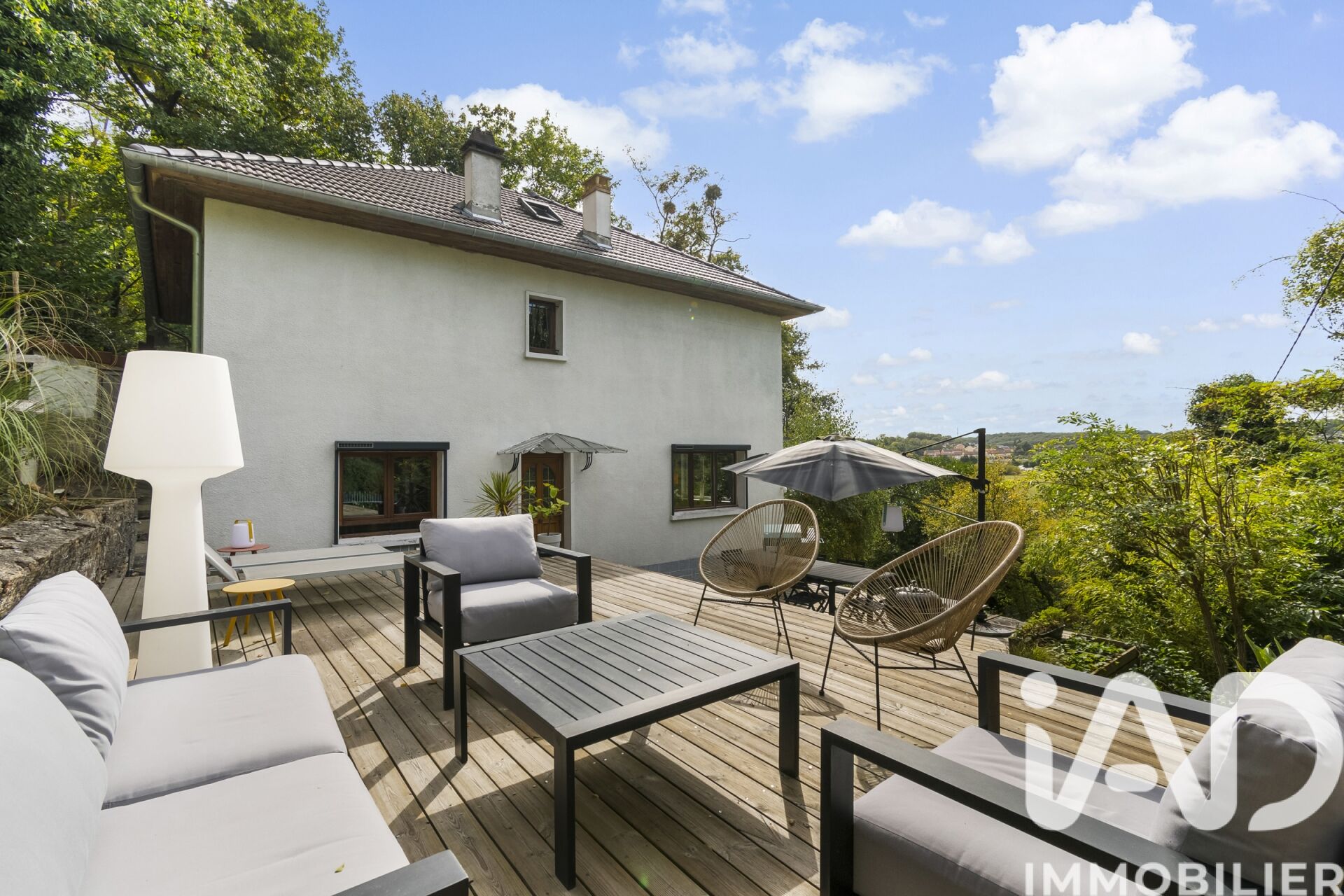 Saulx-les-Chartreux - 230m² - 8p. - 6ch.