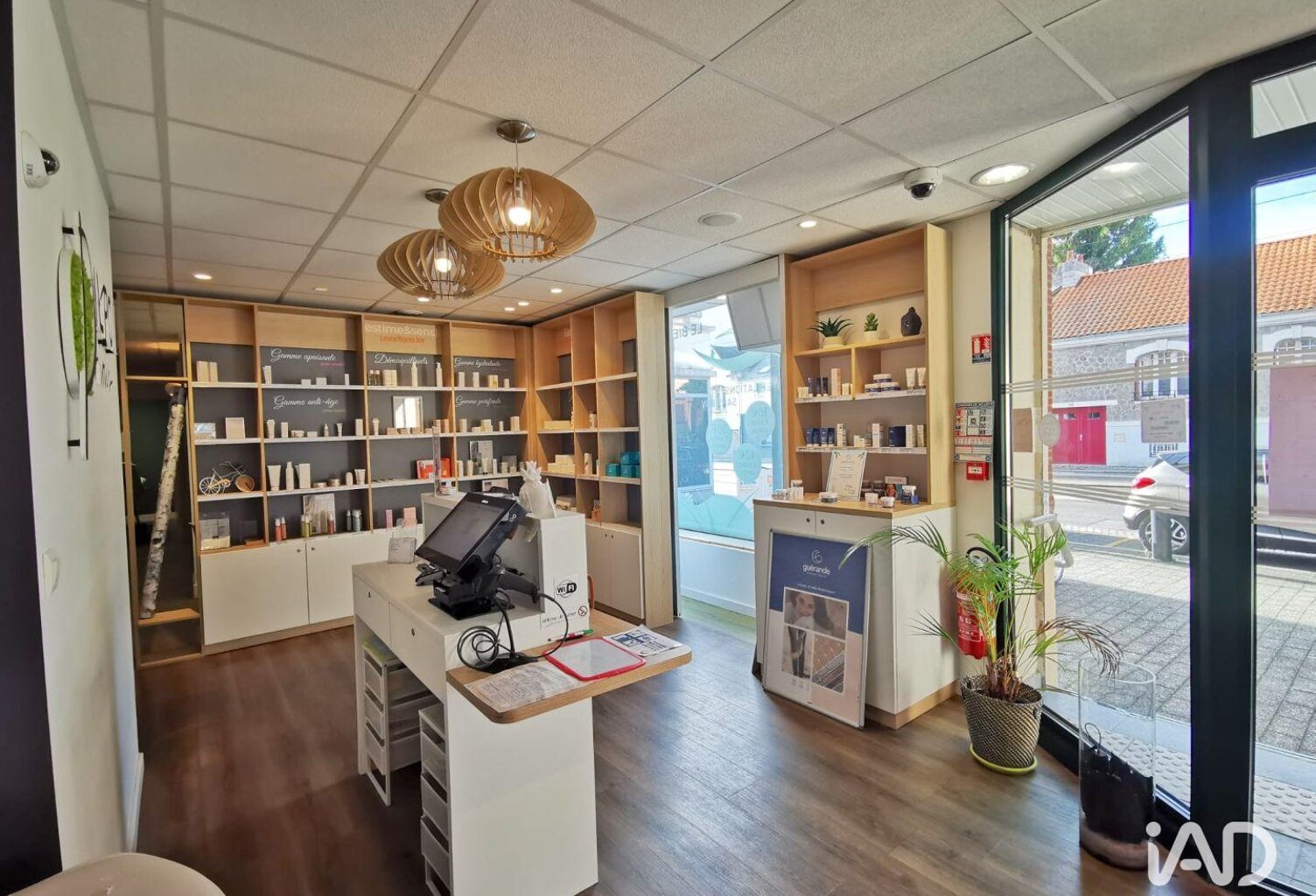 Vente Murs commerciaux 209 m&sup2; — photo 1