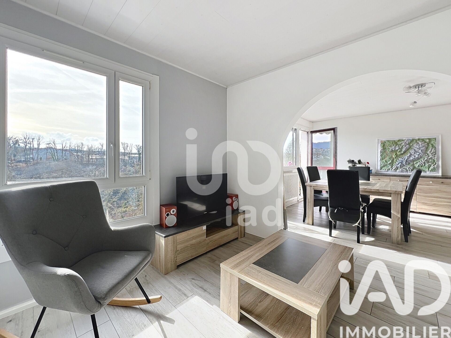 Vente Appartement 5 pièces - Photo 2