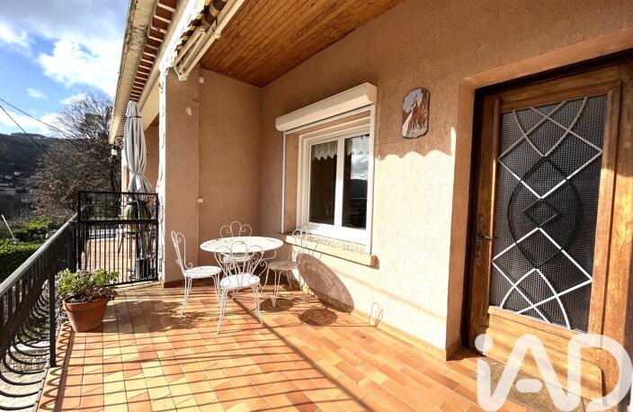 Vente Maison/villa 6 pièces — photo 2