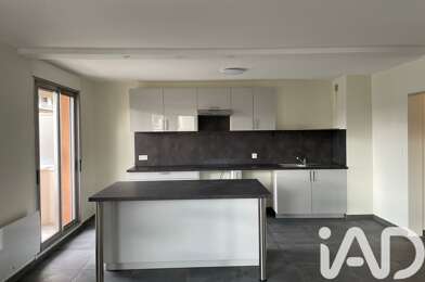 Appartement 3 pièces 790 €