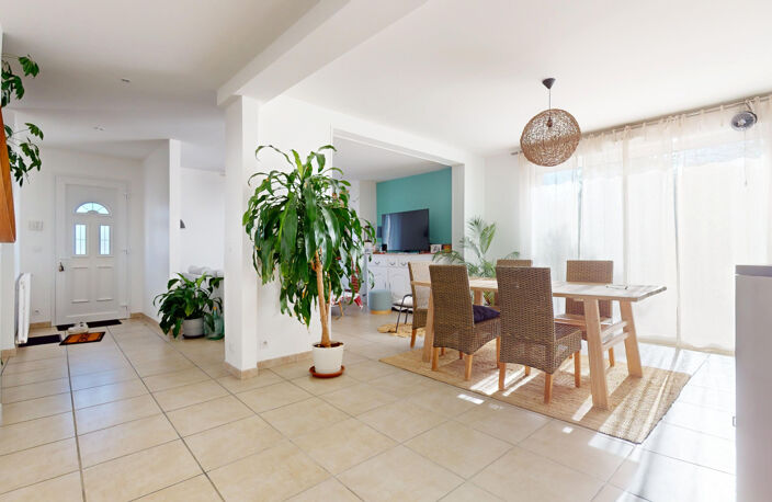 Maison T5 de 164m2 sur un terrain de 2769m2 avec garage — photo 4