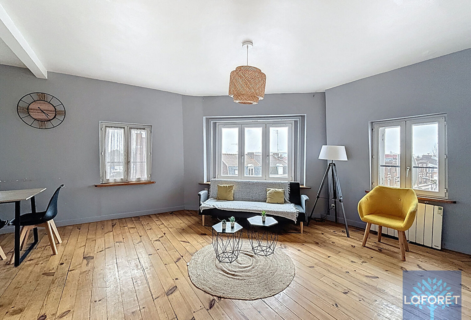 Appartement T4 Valenciennes — photo 1