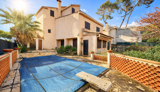 Villa / Maison 7 pièces  à vendre Marseille 9eme 13009