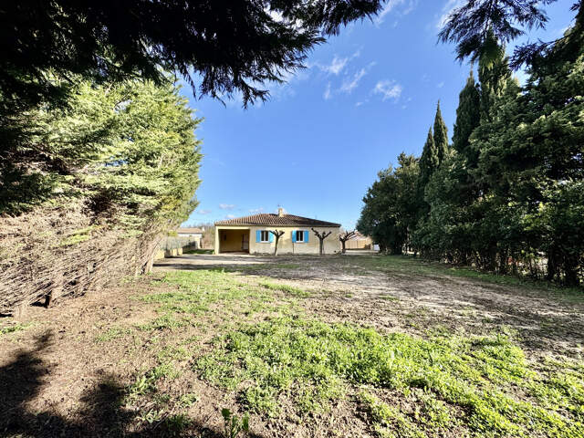 Maison de plain-pied + terrain constructible à Laudun — photo du bien