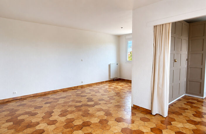 Spacieux T4 de 87 m2 avec loggia & parking — photo 3