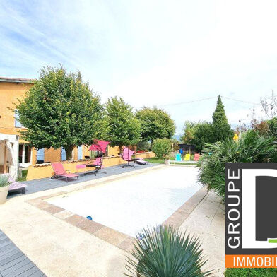 Maison 12 pièces 940000 €