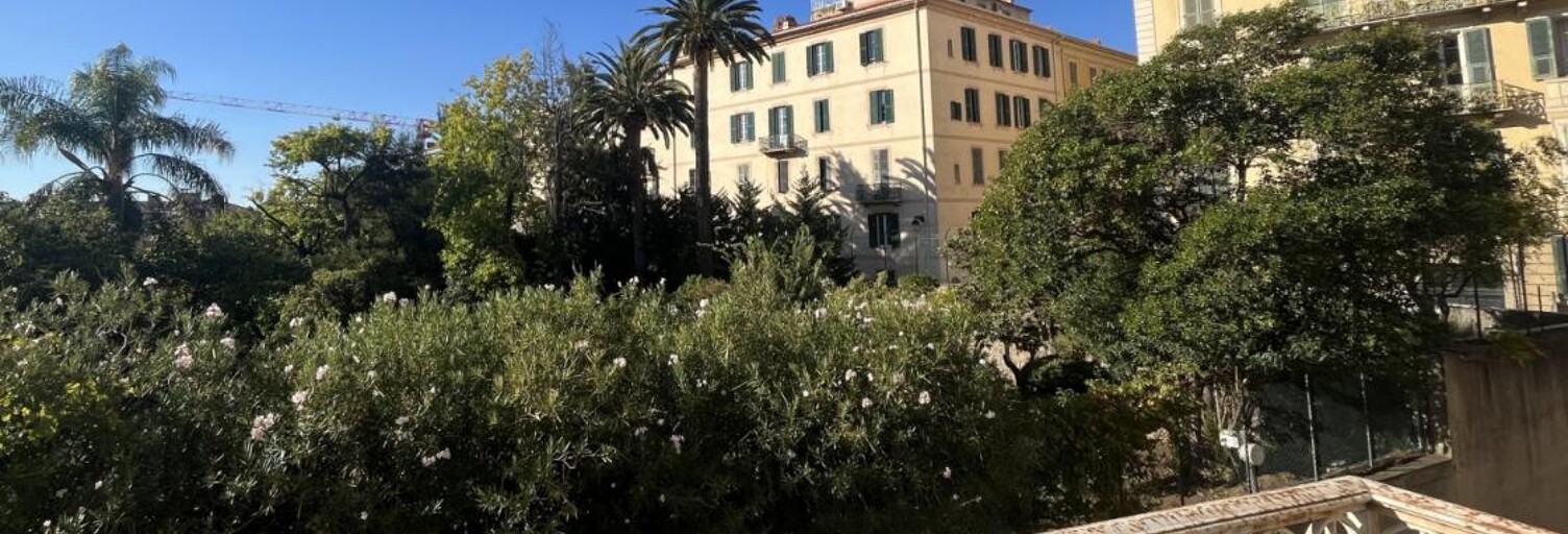 Appartement 7 Pièces 169 m² à louer à Ajaccio (20000)