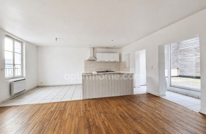 Maison de ville de plus de 100 m², 4 pièces, 3 chambres et grande terrasse — photo 2
