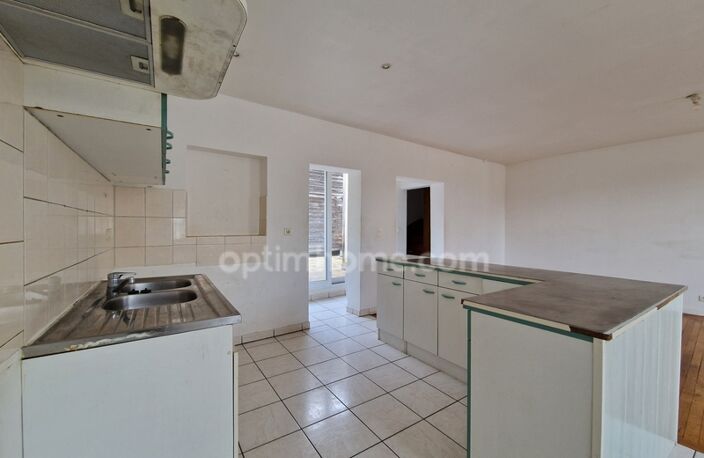 Maison de ville de plus de 100 m², 4 pièces, 3 chambres et grande terrasse — photo 4