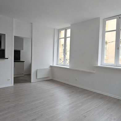 Appartement 4 pièces 1000 €