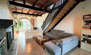 Maison 10 Pièces 360 m² à vendre à Bidache (64520)