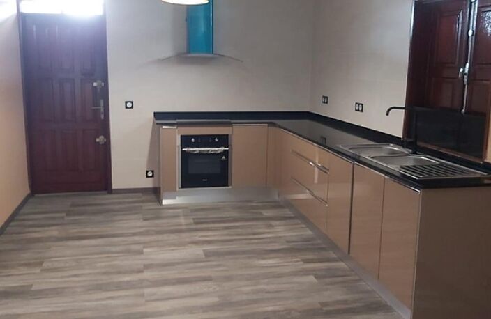 Immeuble à vendre CAYENNE (973) — photo 4
