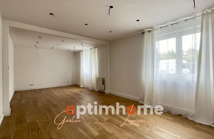 Spécial investisseurs ou promoteur _ Grand terrain 36 ares, ensemble immobilier locatif, à Bertrange (57) — photo 2