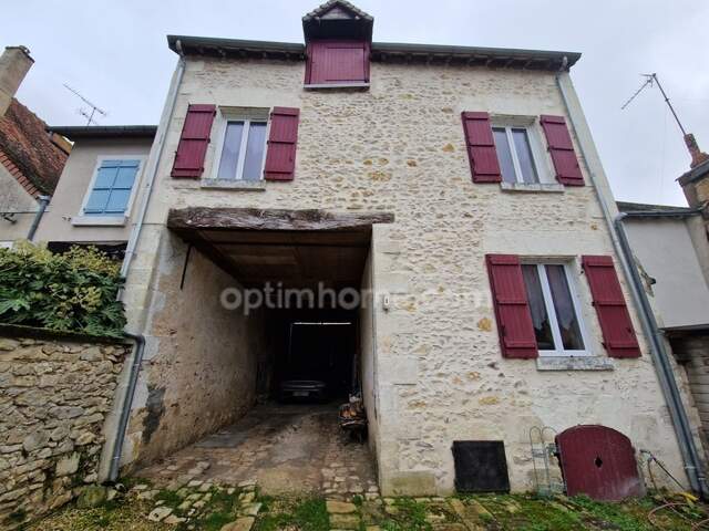 Maison de 100 m², 4 chambres, sur plus de 1300 m² de terrain — photo du bien