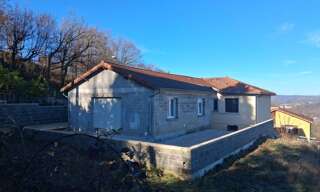 Maison 7 Pièces 182 m² à vendre à Le Chambon-Feugerolles (42500)