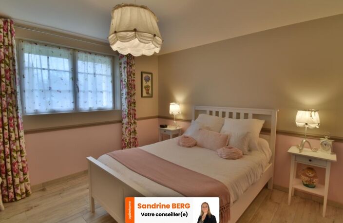 RARE – MAISON D’EXCEPTION AVEC DÉPENDANCES ET GRAND TERRAIN — photo 3