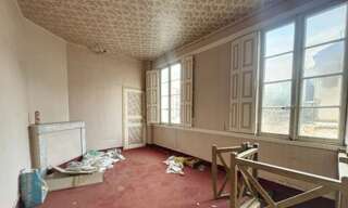 Immeuble  365 m² à vendre à Nîmes (30000)