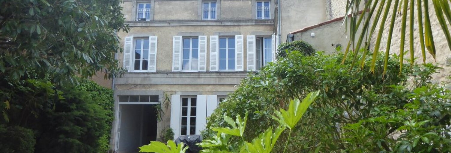 Maison 8 Pièces 216 m² à vendre à Tonnay-Charente (17430)