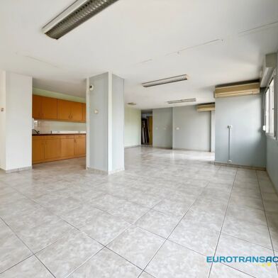 Commerce 4 pièces 176500 €