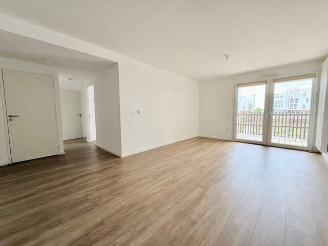 SPACIEUX Appartement - 2 chambres - terrasse 11 m2 - à 5mn de LA ROCHELLE — photo du bien