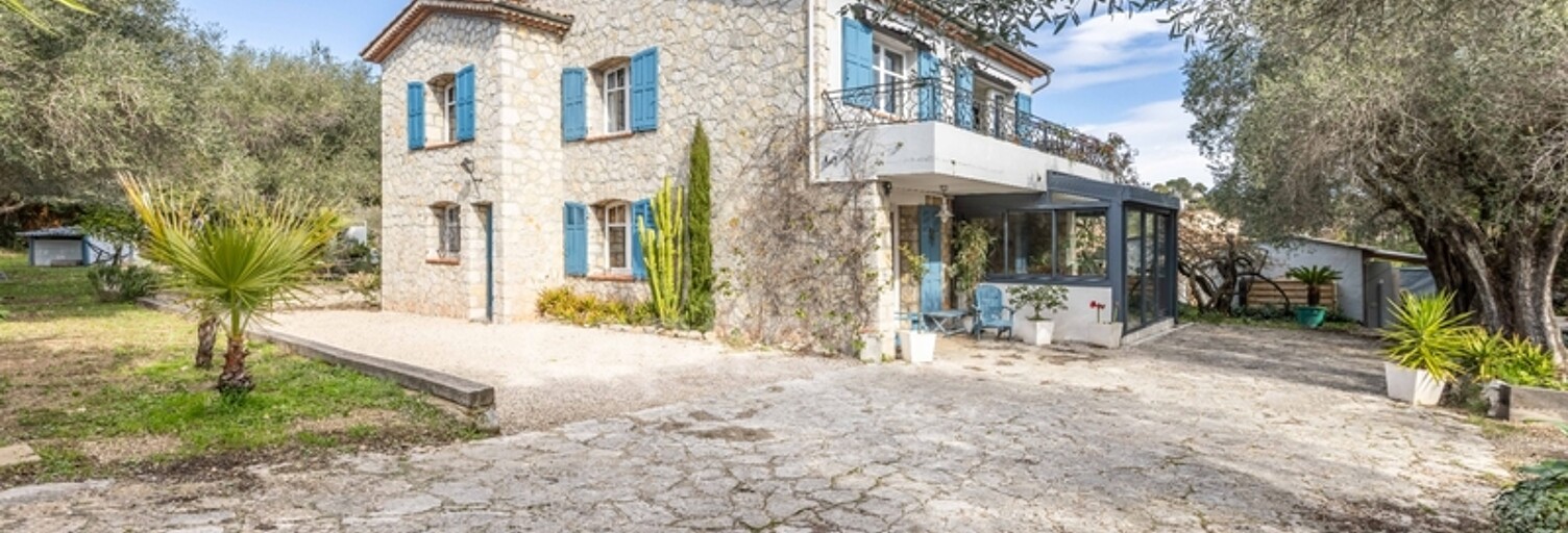Maison 7 Pièces 196 m² à vendre à Mougins (06250)