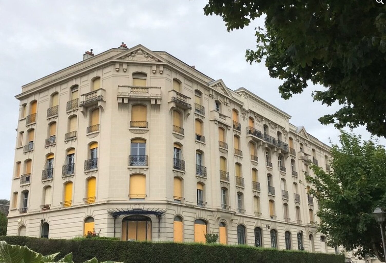 Appartement à vendre 5 pièces NERIS LES BAINS (03) — photo 1