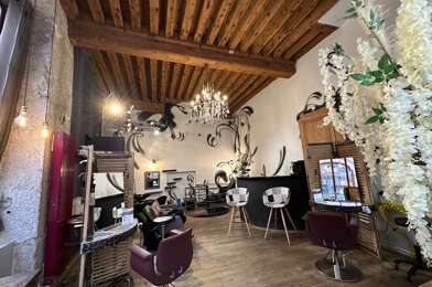 Commerce 2 pièces 69000 €