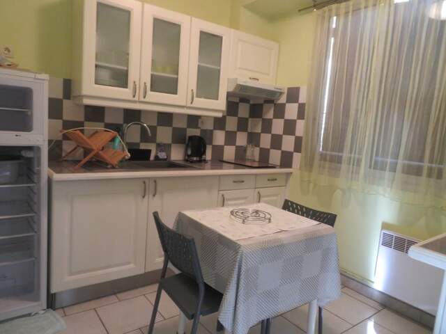 APPARTEMENT T1 de 48.50 m2, vendu meublé à  DIGNE LES BAINS (04) — photo du bien